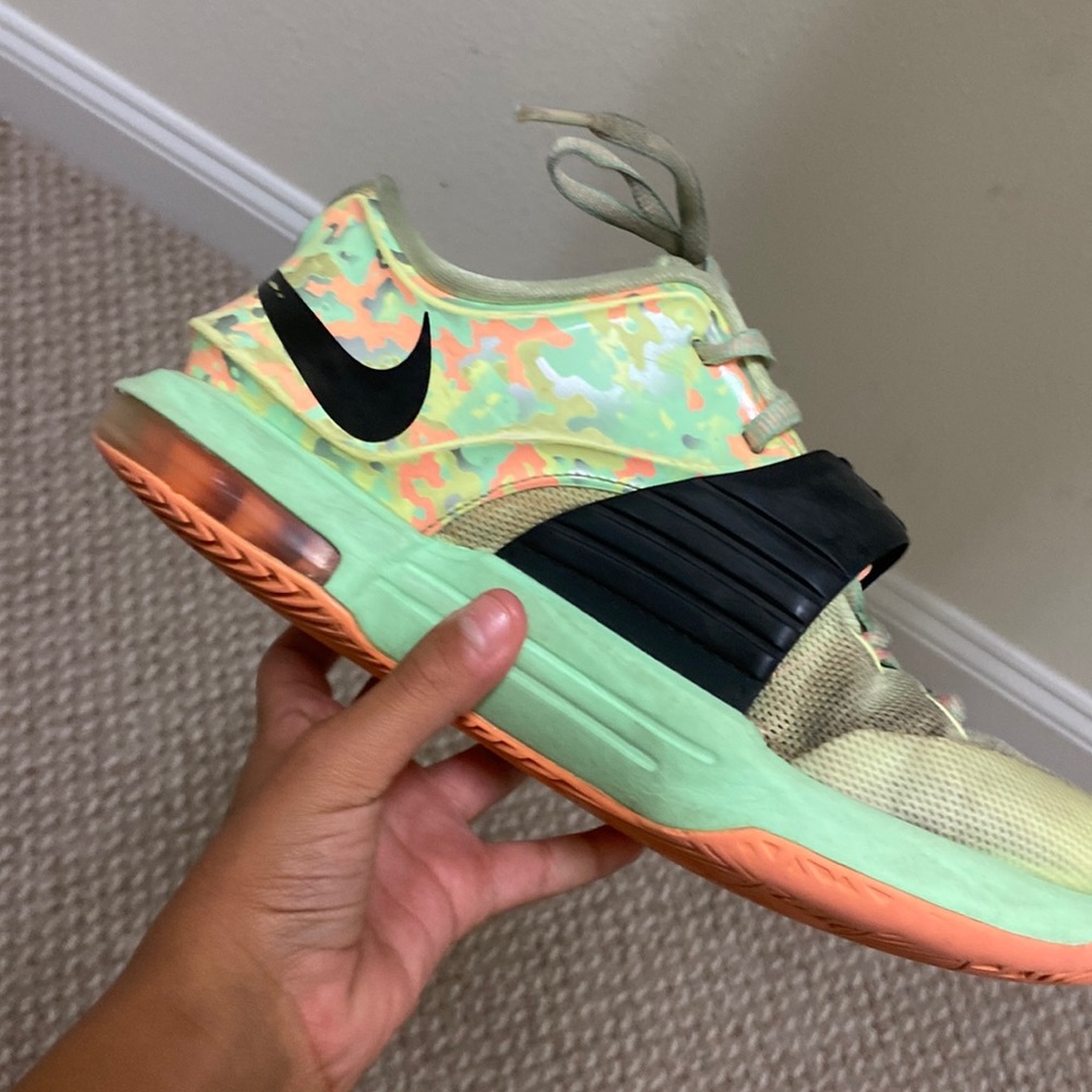 KD 7 “Easter Egg” Size 4.5Y